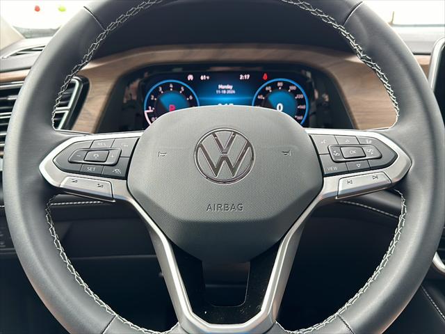 new 2025 Volkswagen Atlas car, priced at $44,327