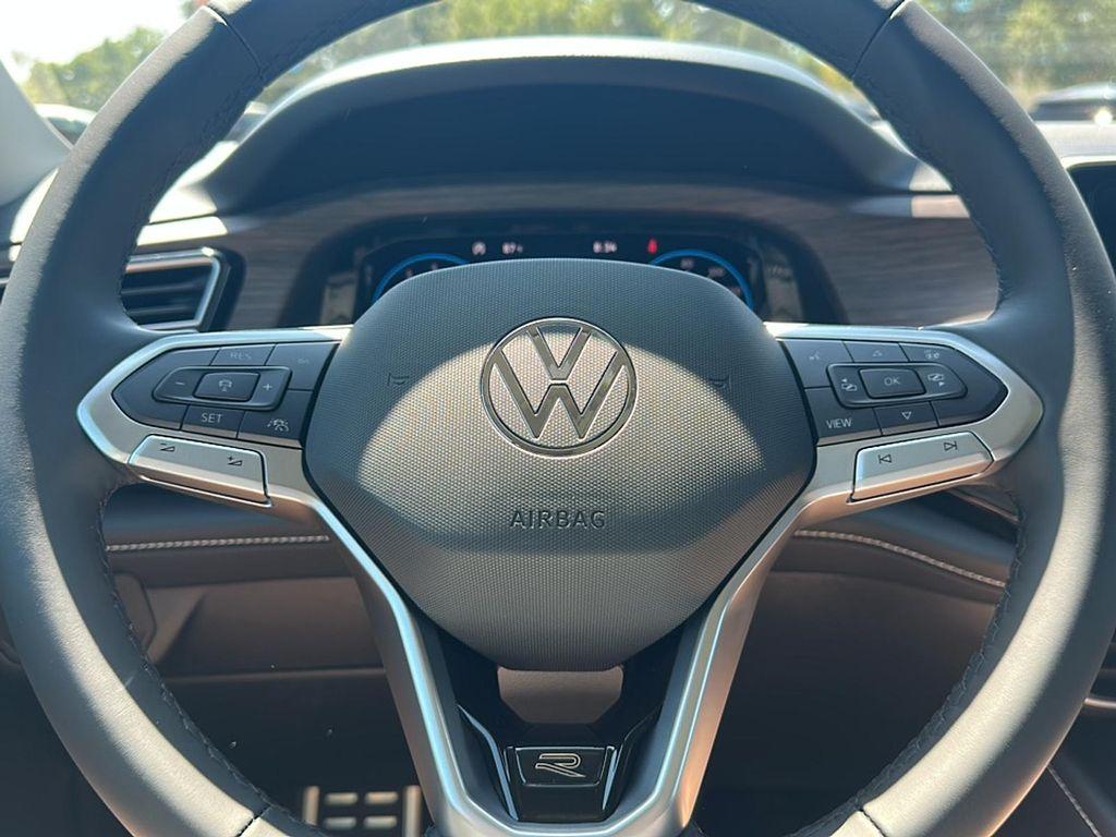 new 2026 Volkswagen Atlas car, priced at $54,711
