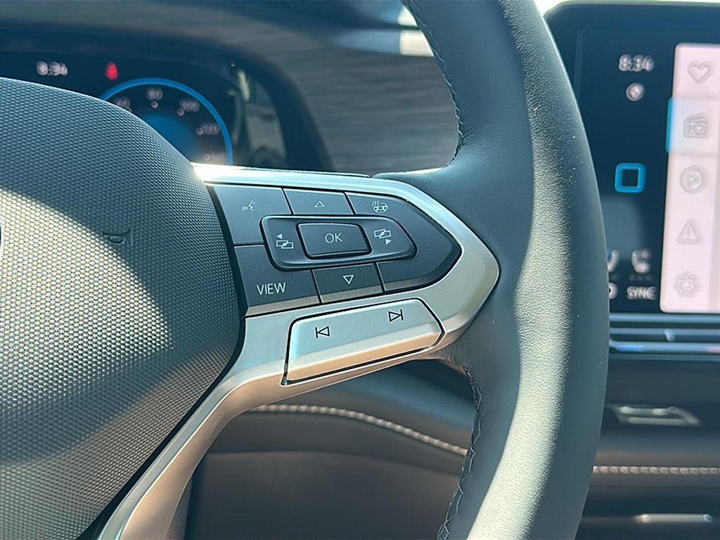 new 2026 Volkswagen Atlas car, priced at $54,711