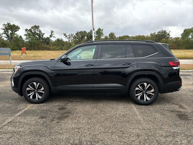 new 2025 Volkswagen Atlas car, priced at $37,111