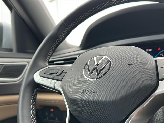 new 2025 Volkswagen Atlas Cross Sport car, priced at $36,888