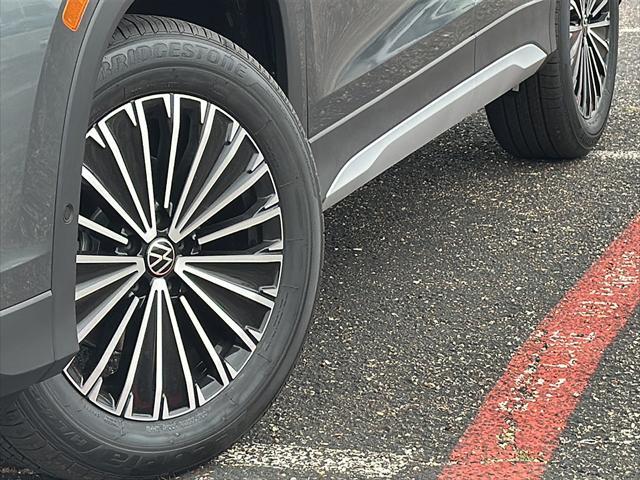 new 2025 Volkswagen Tiguan car, priced at $31,811