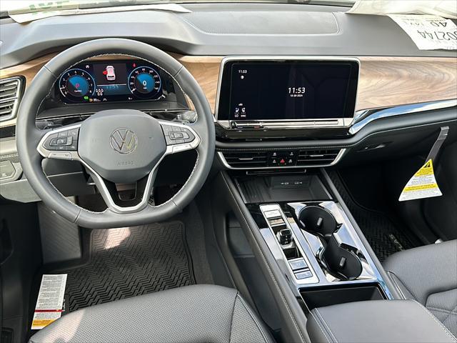 new 2025 Volkswagen Atlas car, priced at $43,660