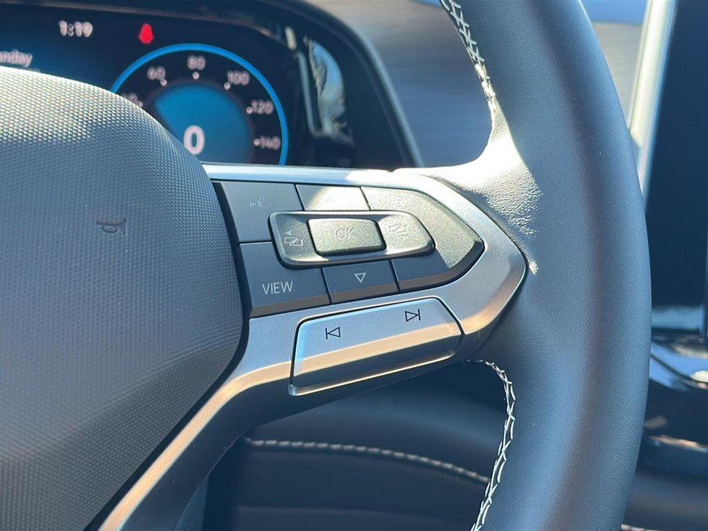 new 2026 Volkswagen Atlas Cross Sport car, priced at $40,901