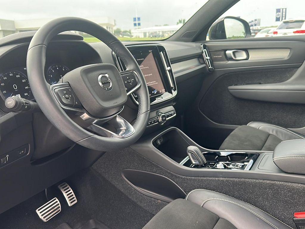 used 2022 Volvo XC40 car, priced at $30,999