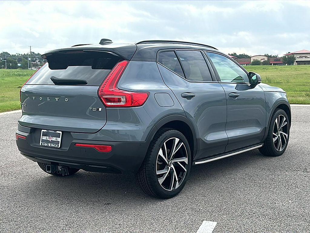 used 2022 Volvo XC40 car, priced at $30,999