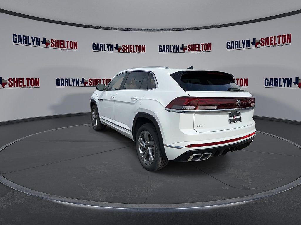 new 2024 Volkswagen Atlas Cross Sport car, priced at $52,133