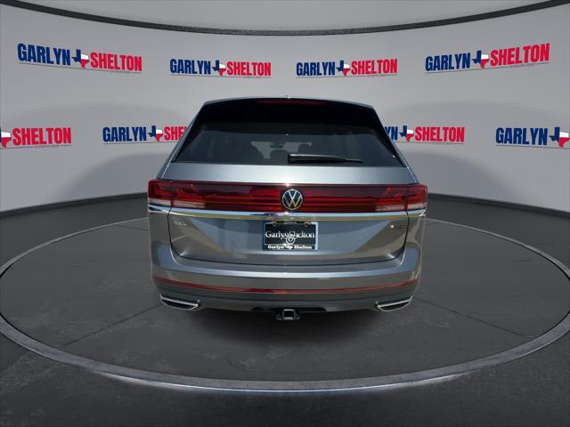 new 2024 Volkswagen Atlas car, priced at $45,136