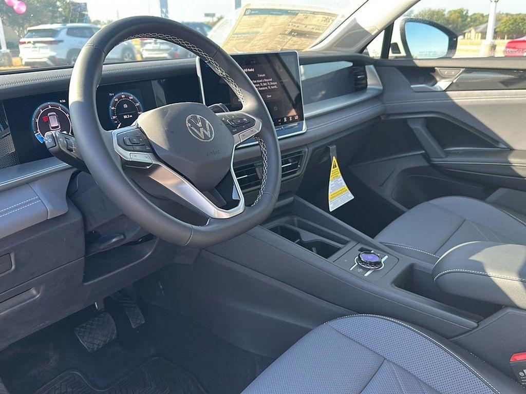 new 2025 Volkswagen Tiguan car, priced at $31,116