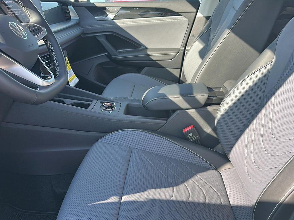 new 2025 Volkswagen Tiguan car, priced at $31,116