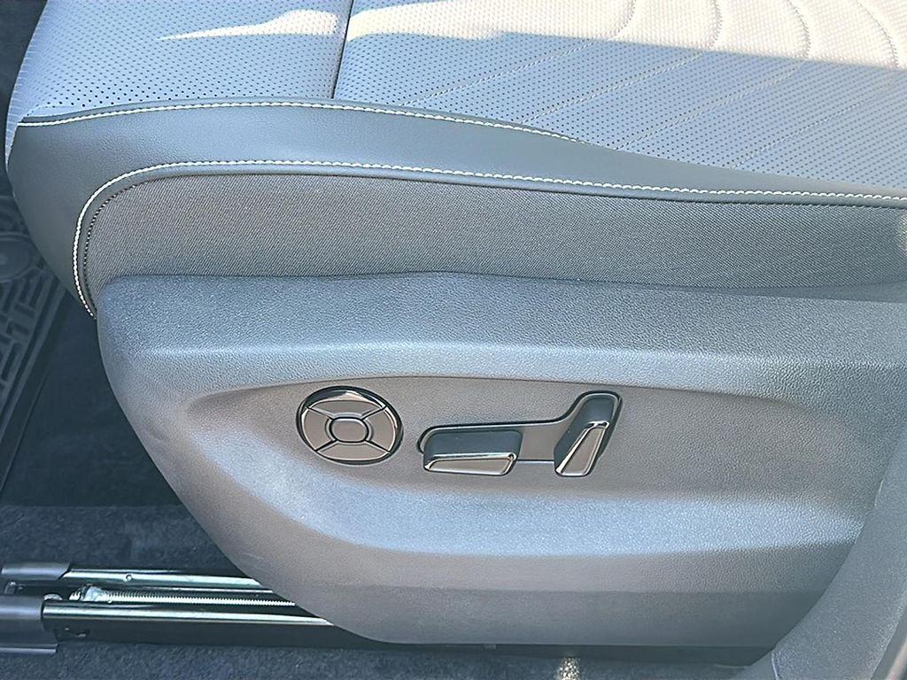 new 2025 Volkswagen Tiguan car, priced at $31,116