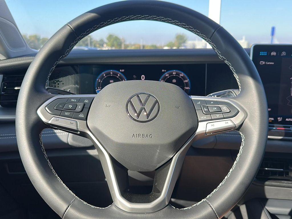 new 2025 Volkswagen Tiguan car, priced at $31,116