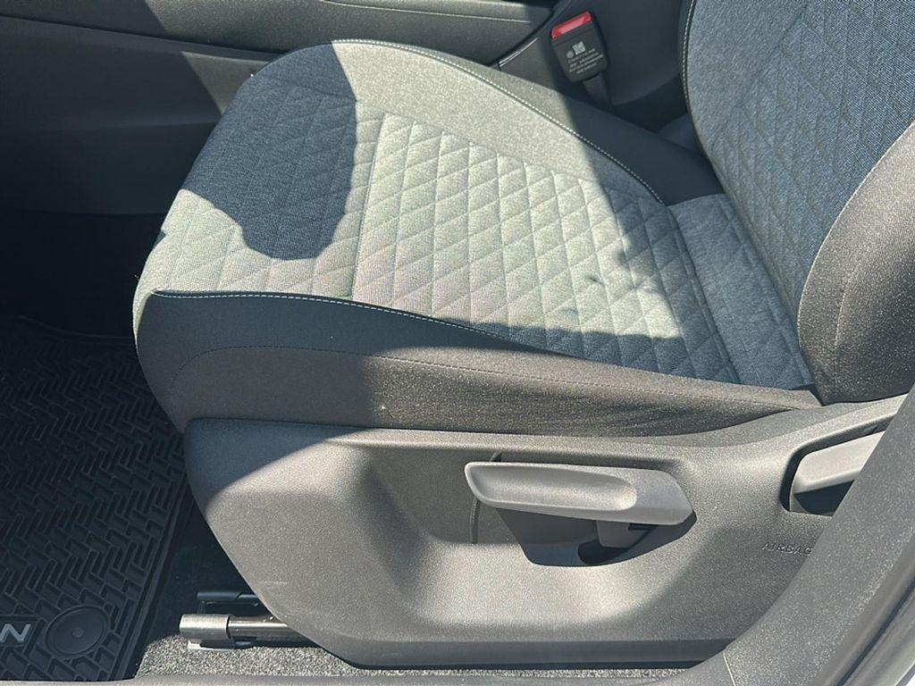 new 2025 Volkswagen Tiguan car, priced at $30,012