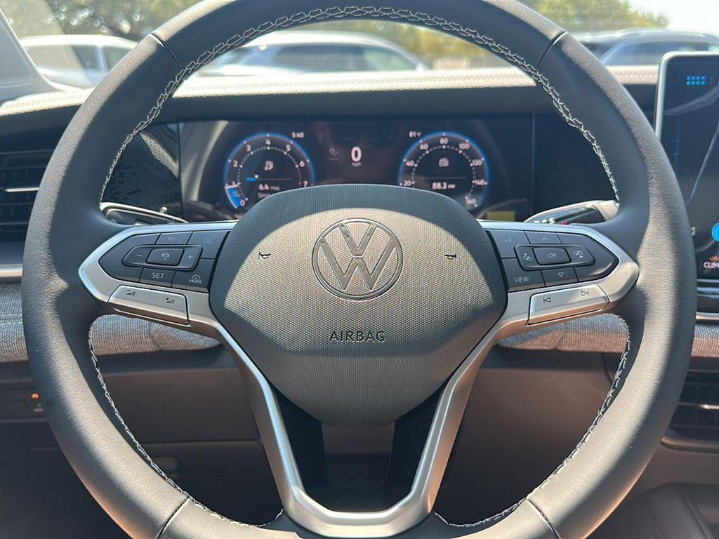 new 2025 Volkswagen Tiguan car, priced at $30,012