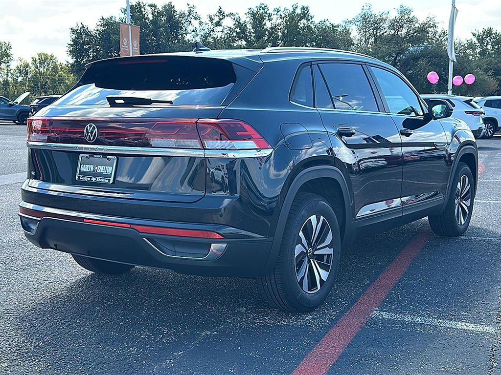 new 2026 Volkswagen Atlas Cross Sport car, priced at $39,901