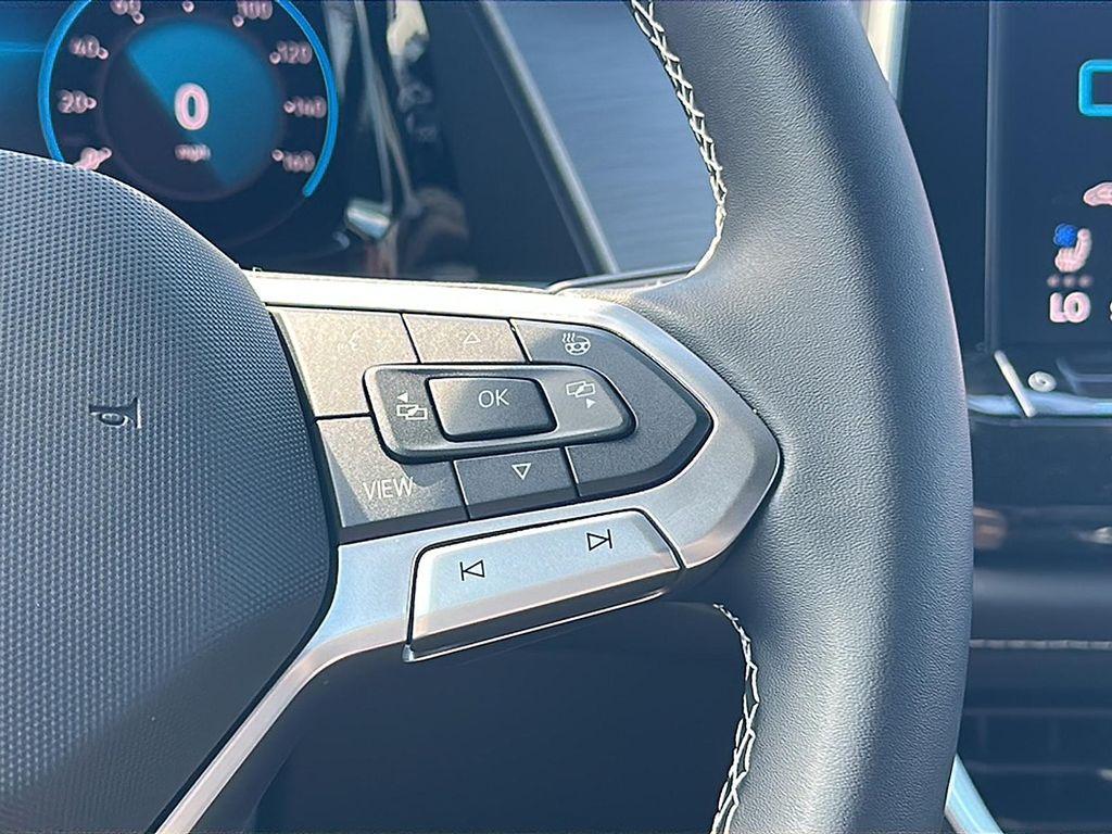 new 2026 Volkswagen Atlas Cross Sport car, priced at $39,901