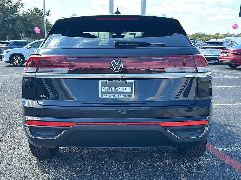 new 2026 Volkswagen Atlas Cross Sport car, priced at $39,901