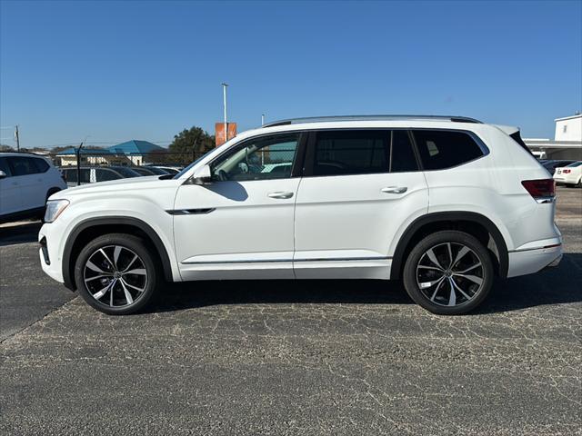 new 2025 Volkswagen Atlas car, priced at $51,838