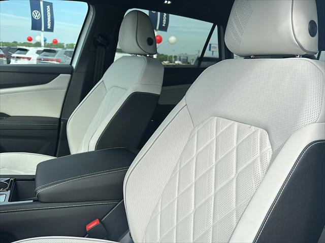 new 2025 Volkswagen Atlas Cross Sport car, priced at $50,449