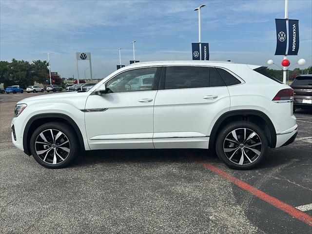 new 2025 Volkswagen Atlas Cross Sport car, priced at $50,449