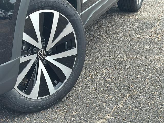 new 2024 Volkswagen Taos car, priced at $29,048