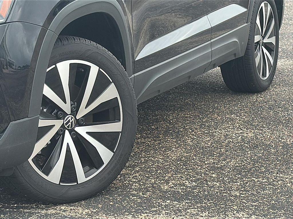 new 2024 Volkswagen Taos car, priced at $25,658