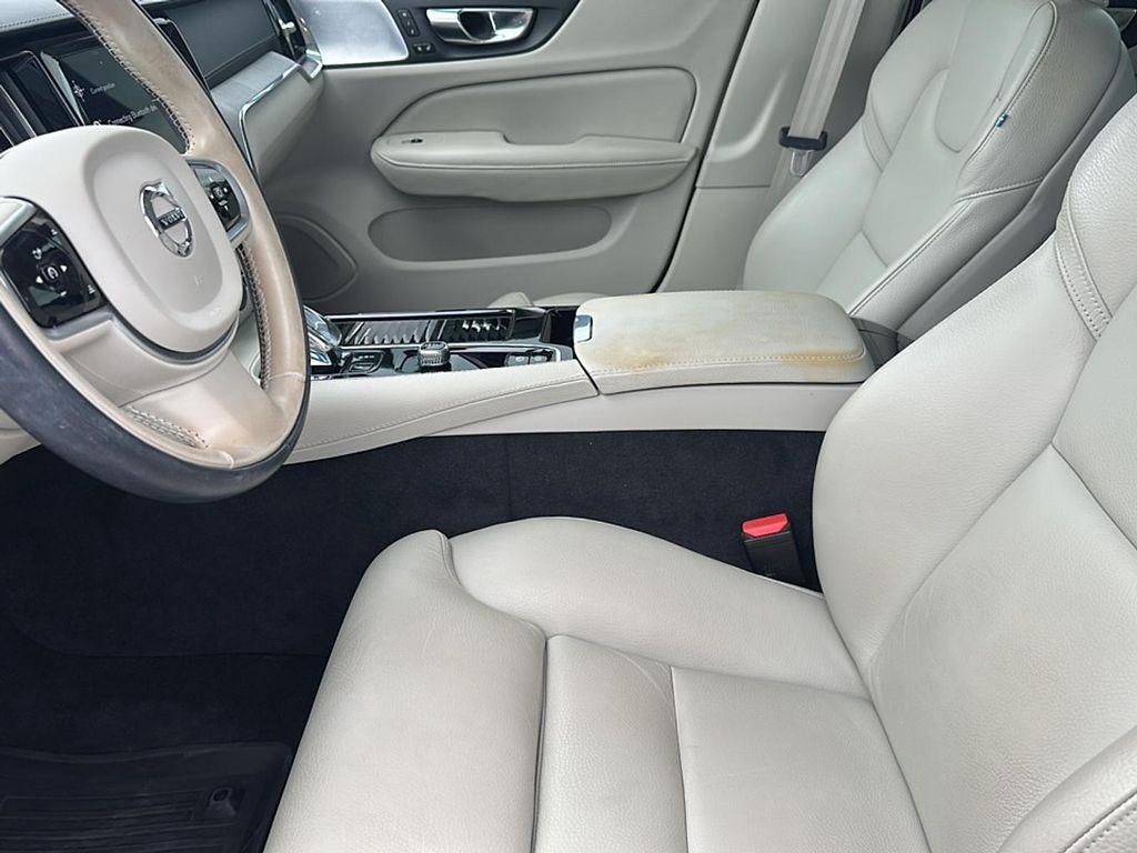 used 2022 Volvo S60 Recharge Plug-In Hybrid car, priced at $31,499