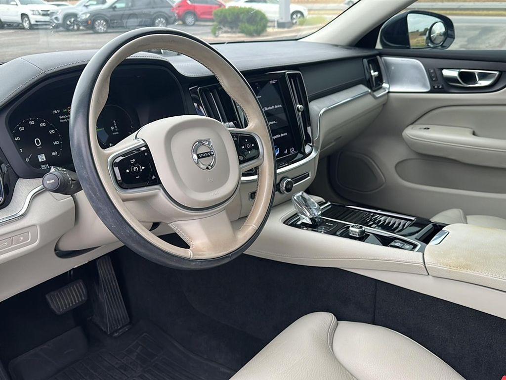 used 2022 Volvo S60 Recharge Plug-In Hybrid car, priced at $31,499