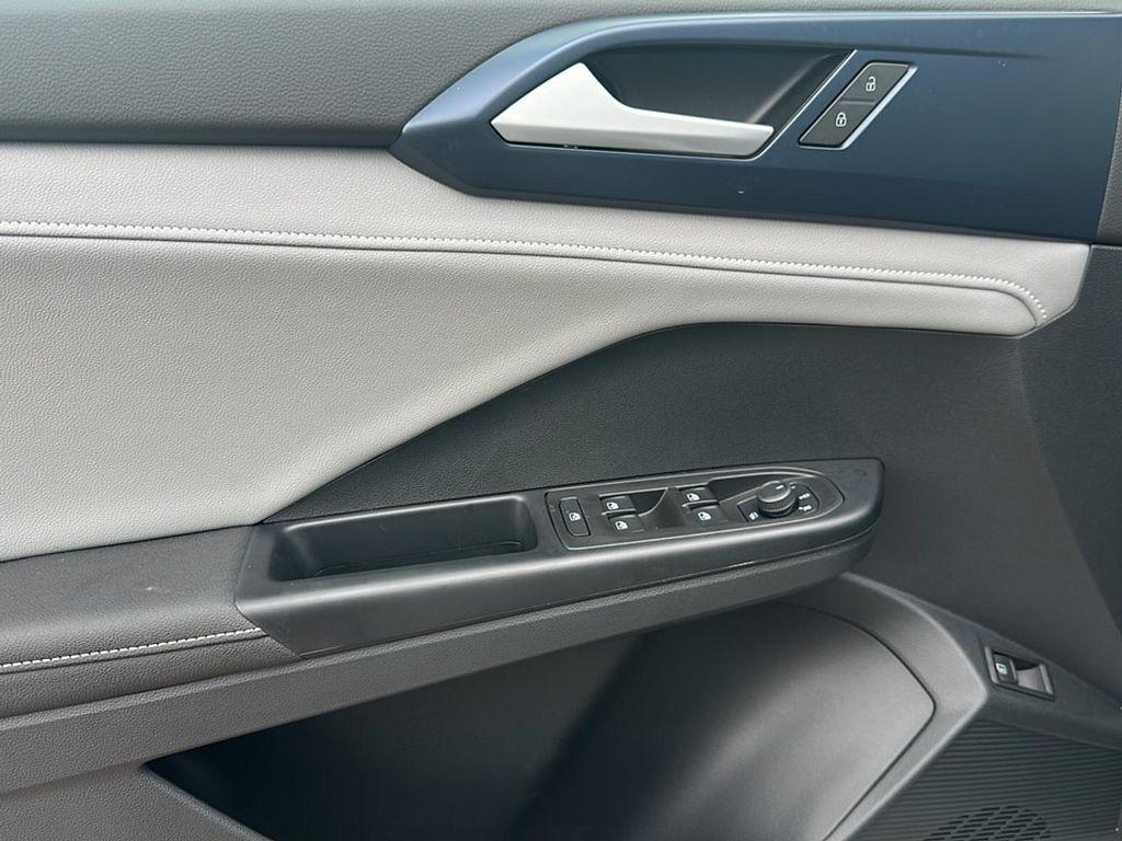 new 2024 Volkswagen Taos car, priced at $27,253