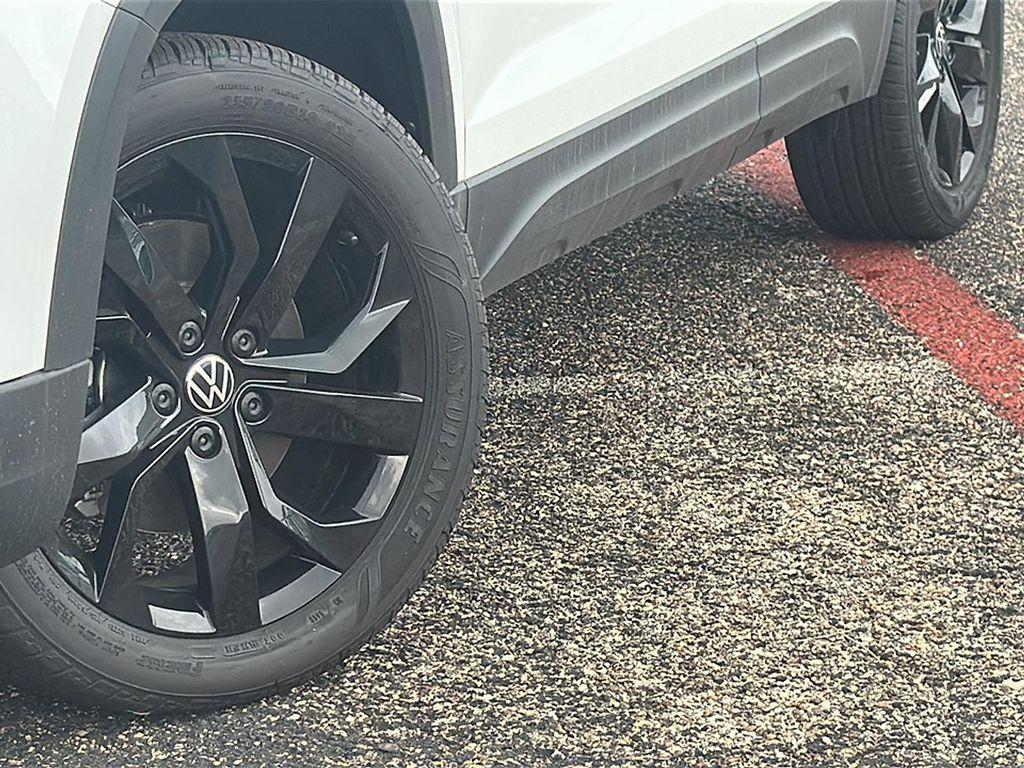 new 2024 Volkswagen Taos car, priced at $27,253