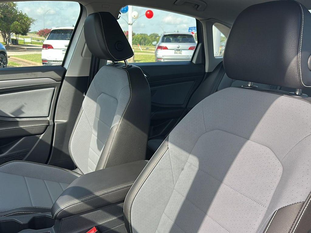 new 2025 Volkswagen Jetta car, priced at $27,296