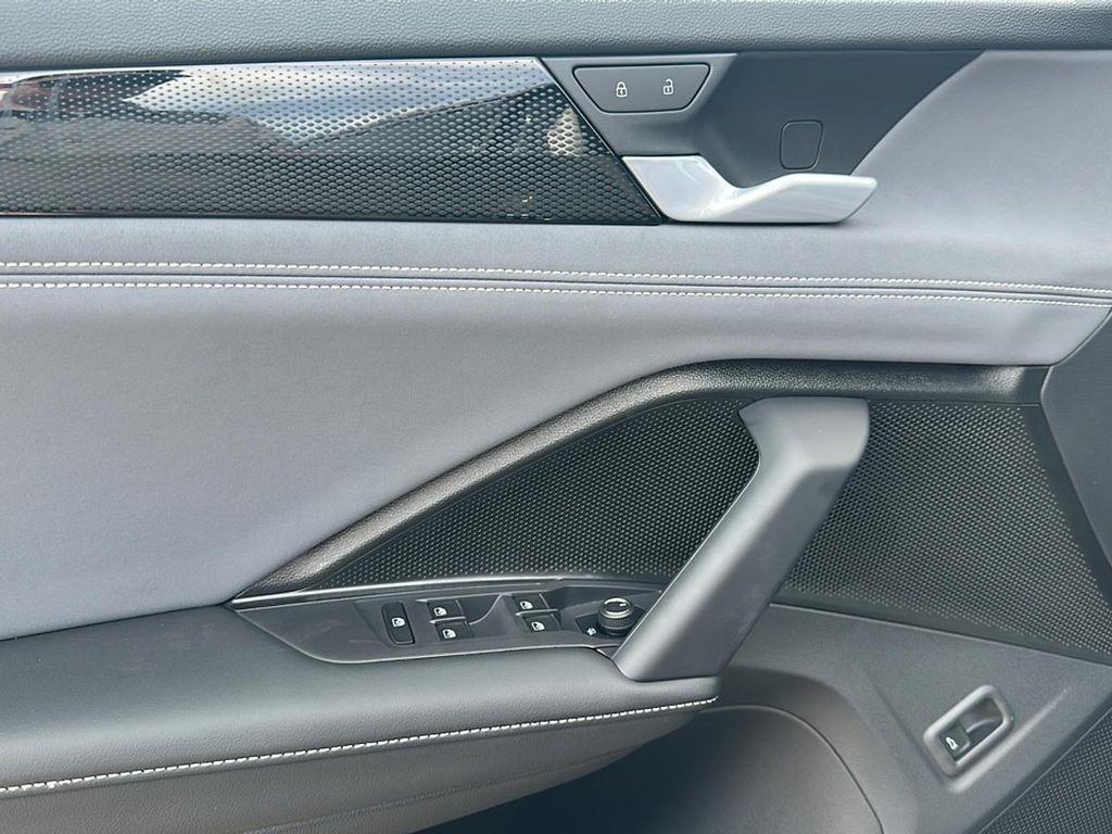 new 2025 Volkswagen Tiguan car, priced at $31,493