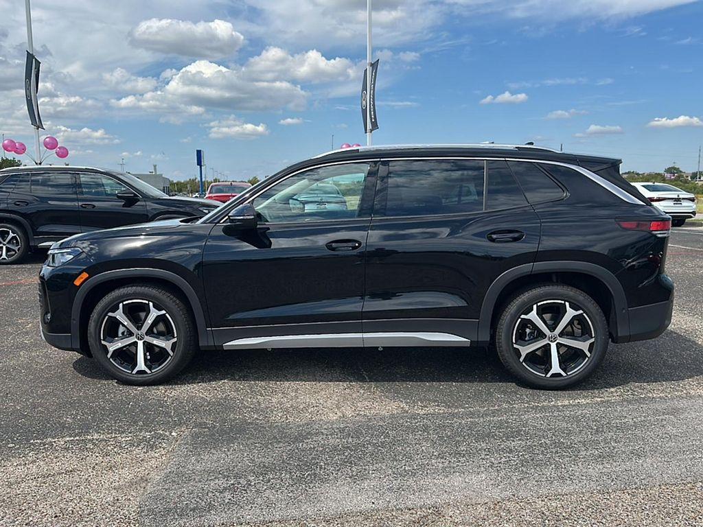 new 2025 Volkswagen Tiguan car, priced at $31,493