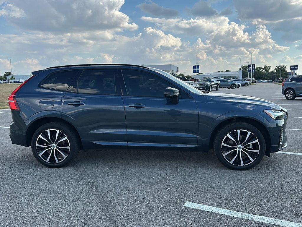 used 2023 Volvo XC60 car, priced at $32,995