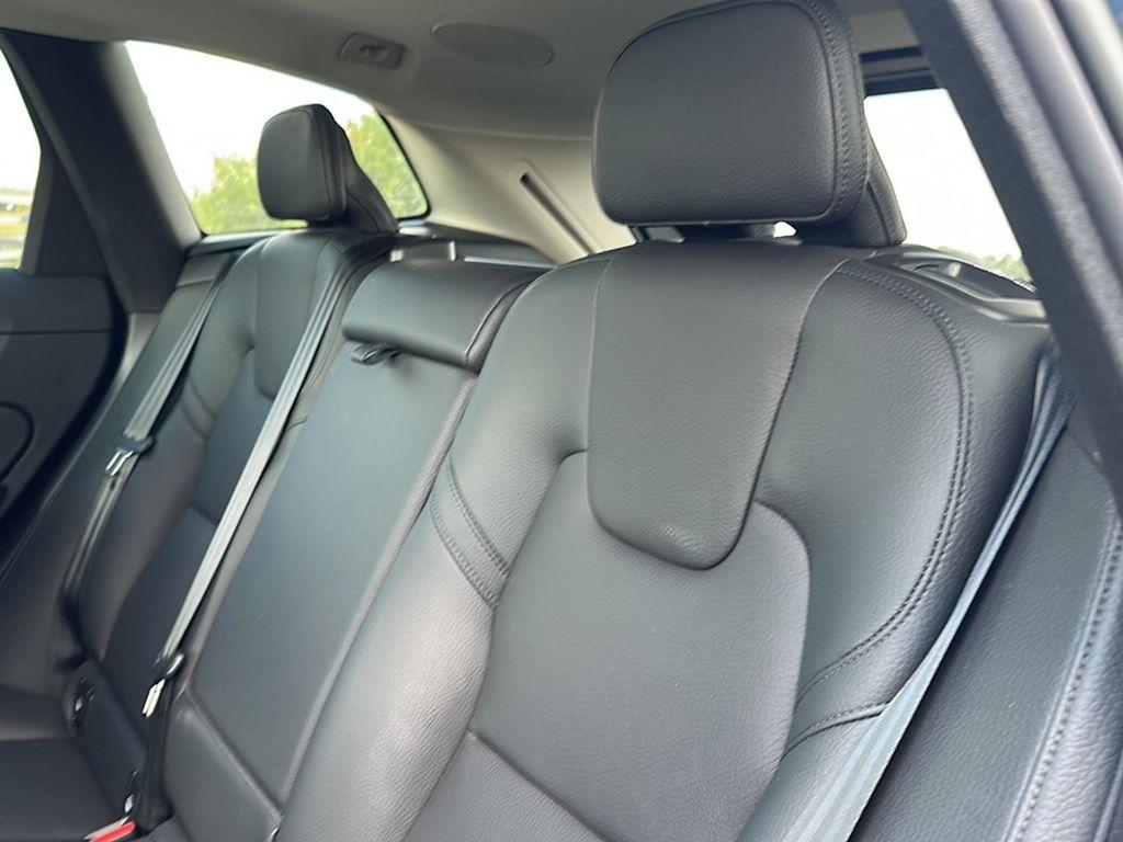 used 2023 Volvo XC60 car, priced at $32,995