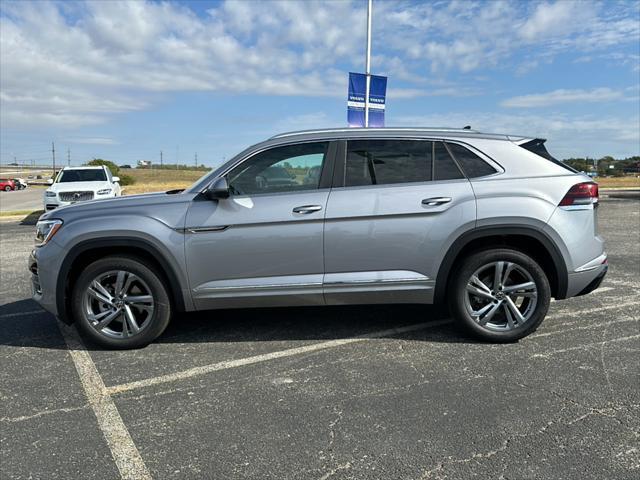 new 2024 Volkswagen Atlas Cross Sport car, priced at $46,025