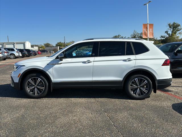 new 2024 Volkswagen Tiguan car, priced at $30,219