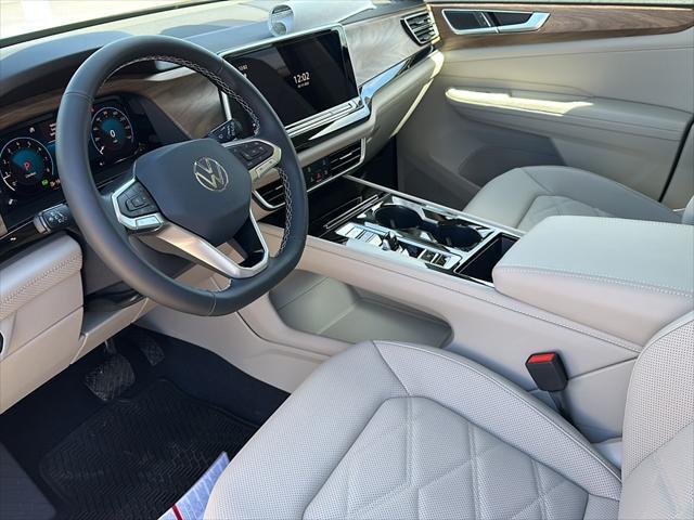 new 2025 Volkswagen Atlas car, priced at $43,660