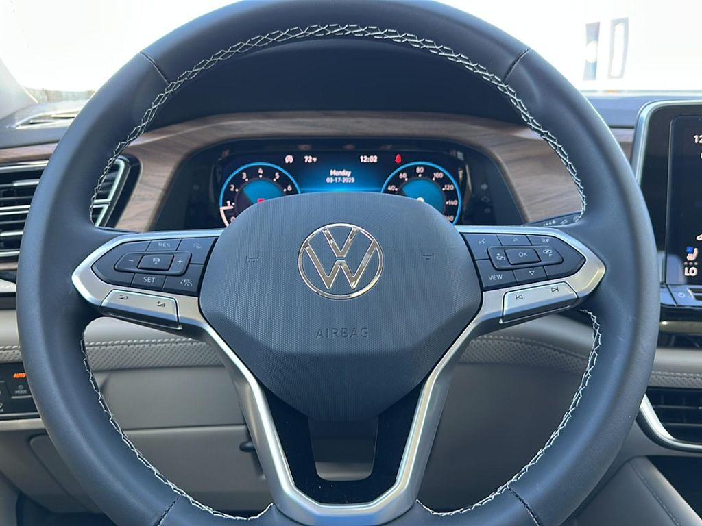 new 2025 Volkswagen Atlas car, priced at $40,462