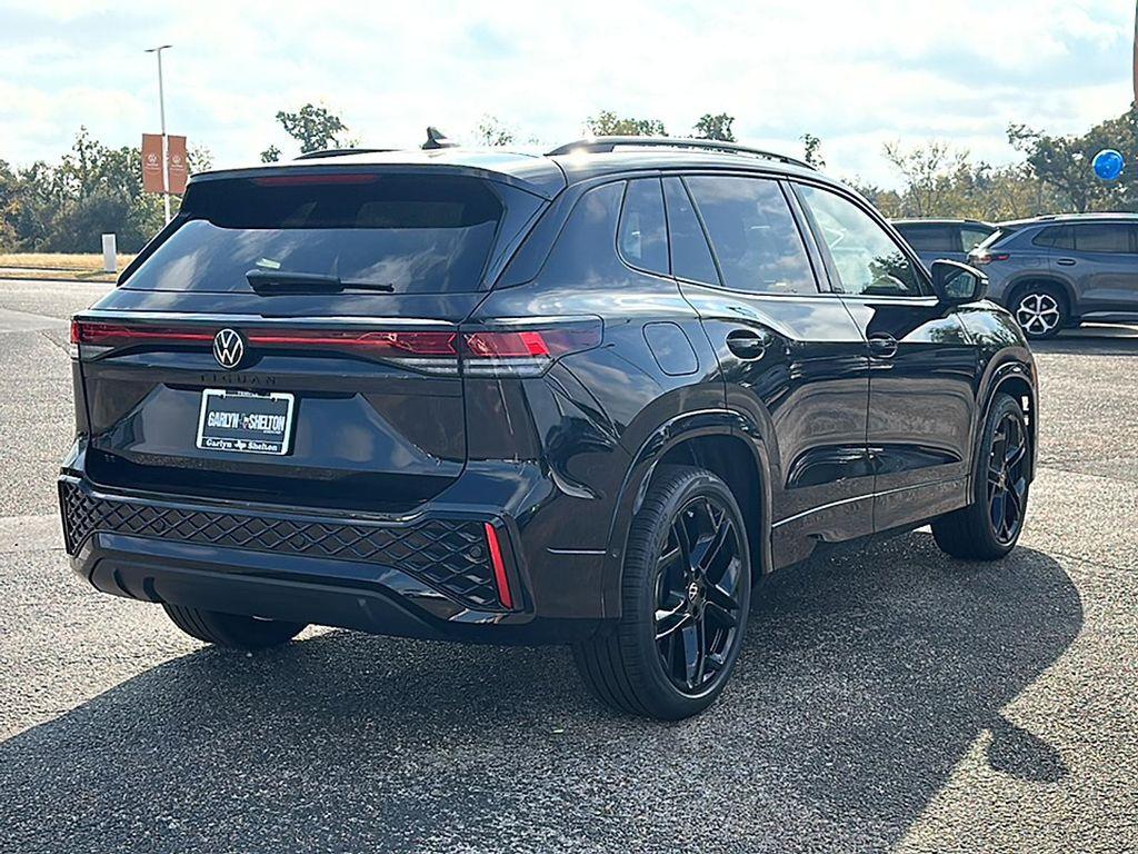 new 2026 Volkswagen Tiguan car, priced at $39,025