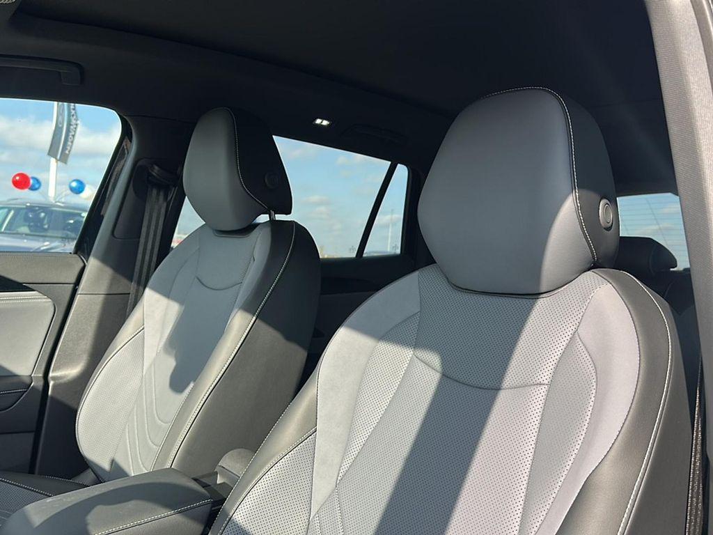 new 2026 Volkswagen Tiguan car, priced at $39,025