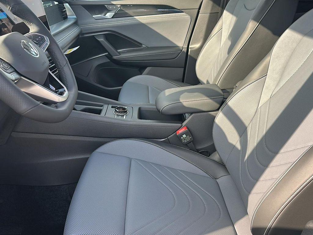 new 2026 Volkswagen Tiguan car, priced at $39,025