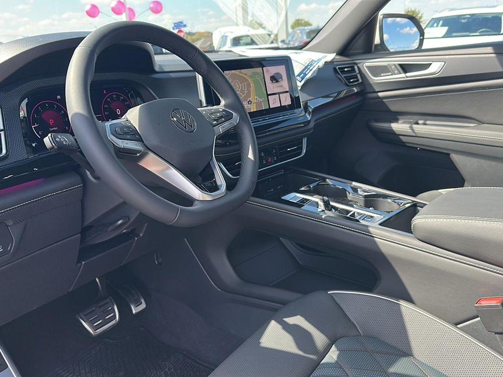 new 2026 Volkswagen Atlas Cross Sport car, priced at $52,817