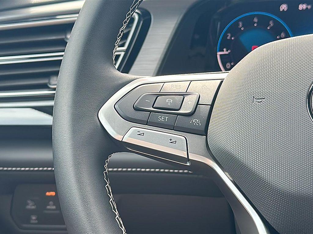 new 2026 Volkswagen Atlas Cross Sport car, priced at $39,901