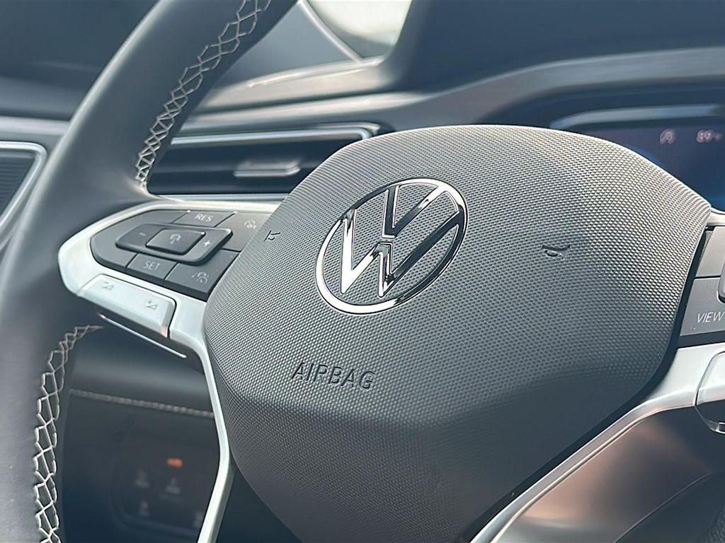 new 2026 Volkswagen Atlas Cross Sport car, priced at $39,901