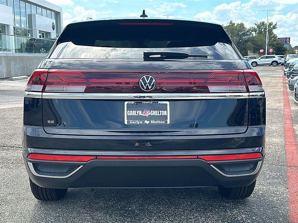 new 2026 Volkswagen Atlas Cross Sport car, priced at $39,901