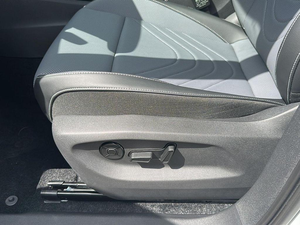 new 2025 Volkswagen Tiguan car, priced at $31,957