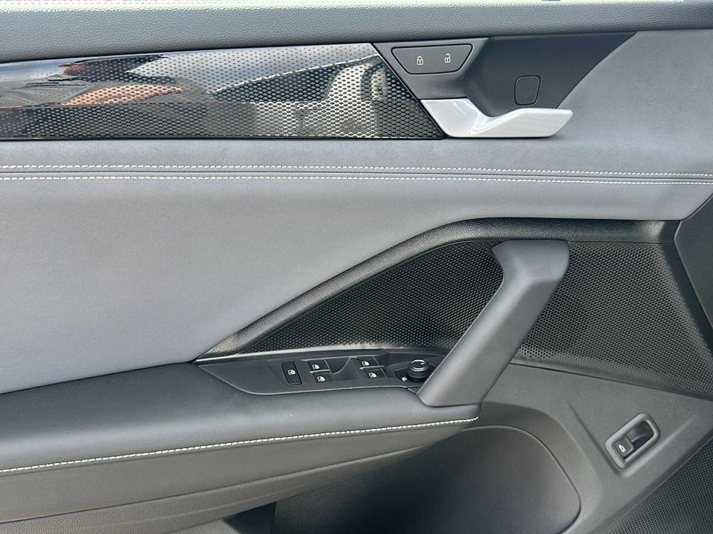 new 2025 Volkswagen Tiguan car, priced at $31,957