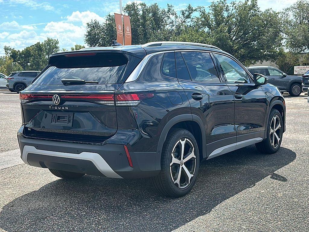 new 2025 Volkswagen Tiguan car, priced at $31,957