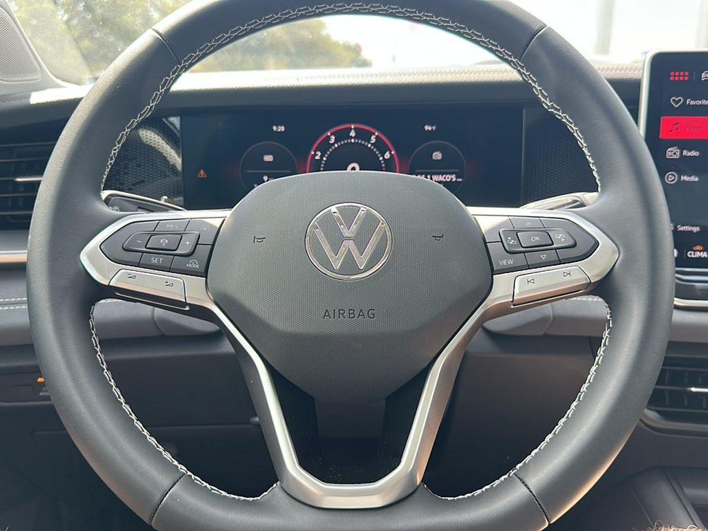 new 2025 Volkswagen Tiguan car, priced at $31,957